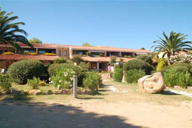 Residence Porto Coda Cavallo San Teodoro  Kültér fotó